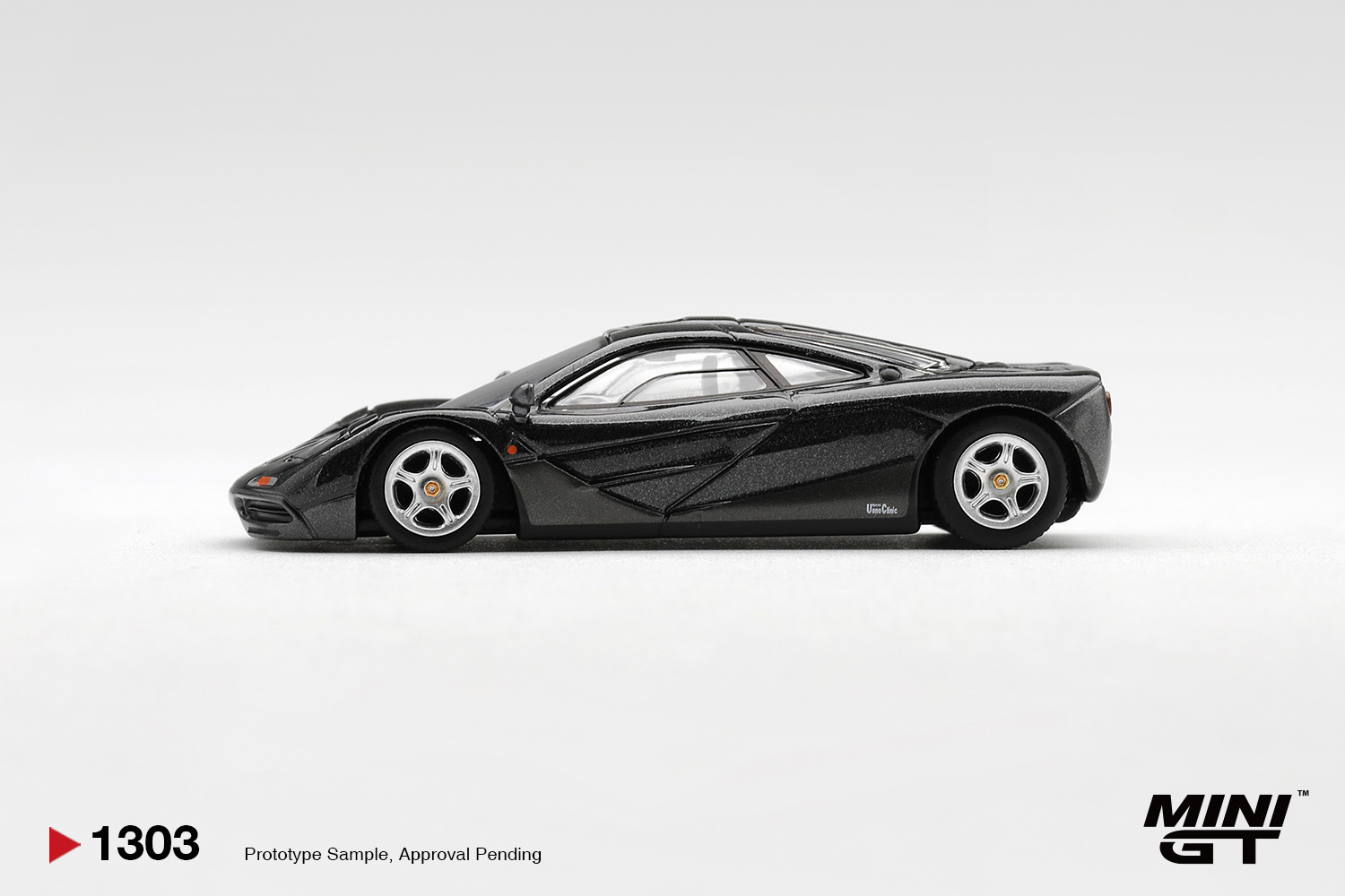 MINIGT 1/64 McLaren F1 Niebies – Die Cast Car 1 64 recenzja i cena